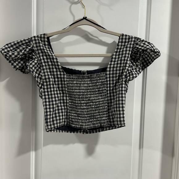 Urban Outfitters Gingham Button Down Ruffle Cap Sleeve Top - Picture 7 of 8